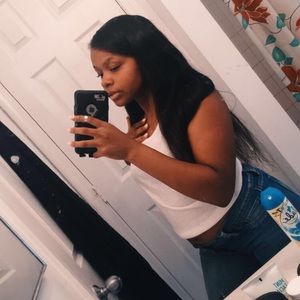 Meet your Posher, Destyni